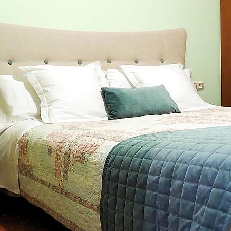 Vivienda Turistica El Ciclamen Apartment Mora de Rubielos Exterior foto